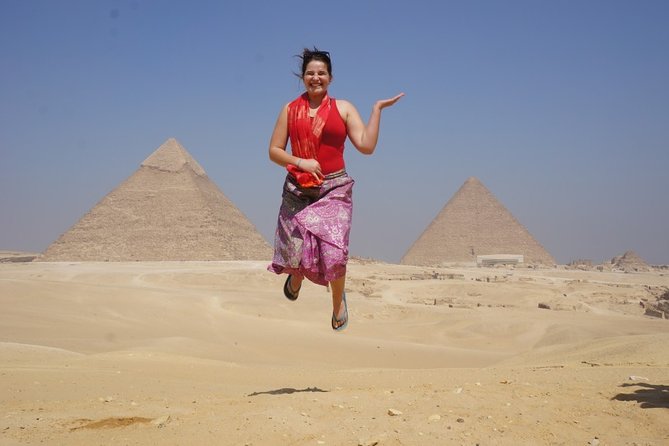 Full Day Tour to Giza Pyramids, Egyptian Museum and Khan El-Khalili Bazaar - Inclusions