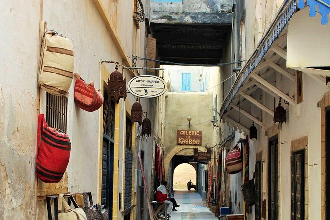 Full Day Trip to Essaouira : Small Group and Premium Service - Pickup and Transportation Details