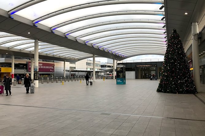 Gatwick Airport Private Transfers To/From London (Postcode E1 to E14) - Booking Information