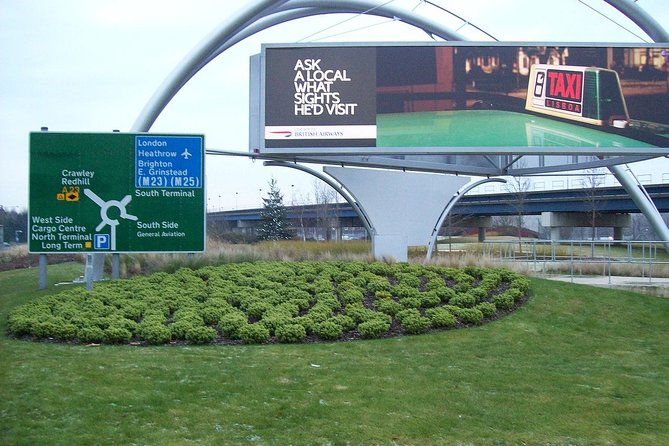 Gatwick Airport Private Transfers To/From London (Postcode N1-Nw1-Se1) - Service Details