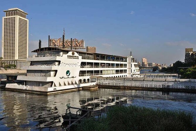 Giza Dinner Cruise With Belly Dancer Show - Amenities and Inclusions