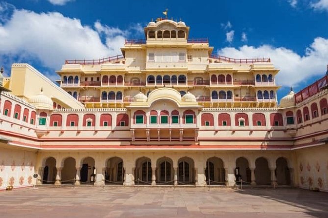 Golden Triangle – 5 Days Private Tour by Holymont Tours