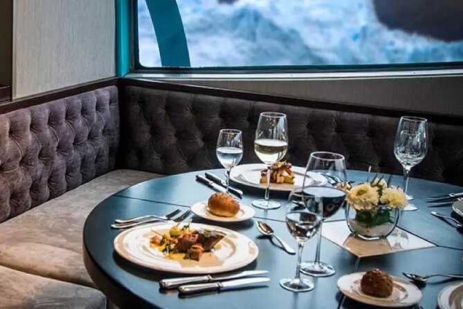 Gourmet Navigation Through the Glaciers of Los Glaciares National Park
