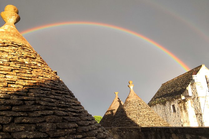 GPS Self Guide Locorotondo+Alberobello + Tasting in the Vineyard - Meeting Point