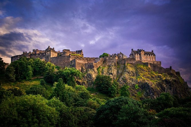 Grand Tour of Edinburgh With All of the Most Popular & Main Tourist Attractions