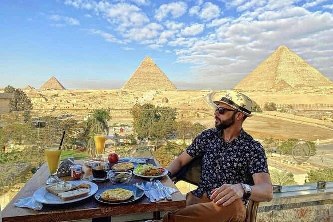 Great Pyramid Inn Lunch With Pyramids View - Tour Highlights