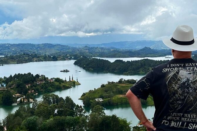 Guatape Private Day Tour – Transportation Only