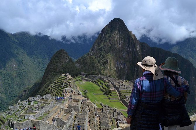 Guide in Machu Picchu (Small Group)