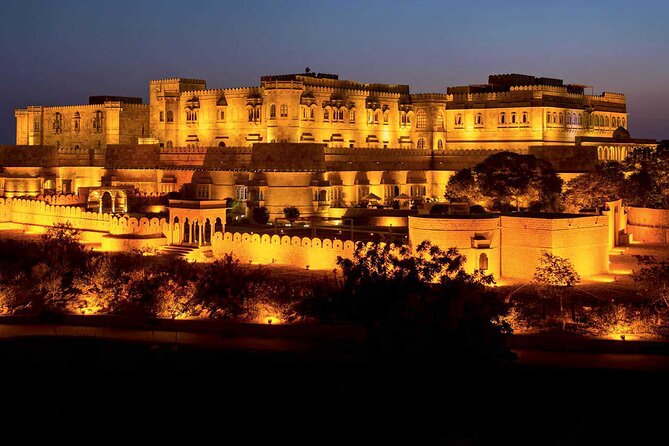 Guided Jaisalmer City Tour With Drop Off at Mount Abu