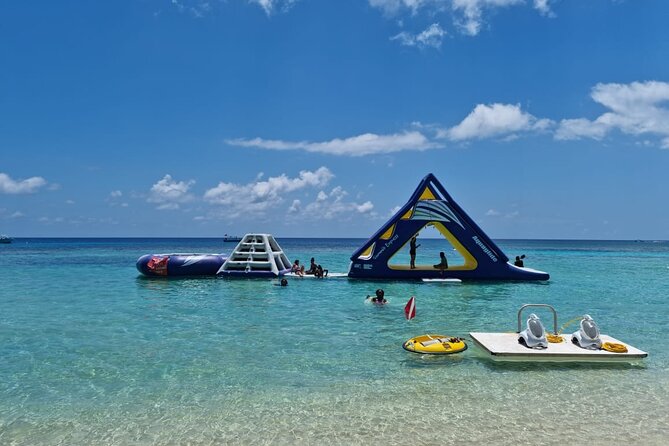 Guided Tour to Discover Roatán Starting From the Center