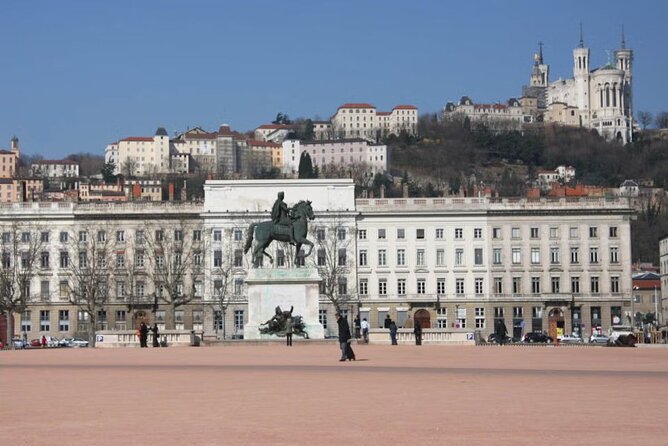 Guided Walking Tour Through the Streets of Lyon - Meeting Point Details