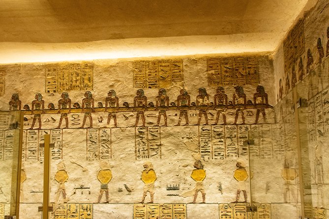 Habu Temple, Valley of the Nobles and Valley of the Workers Tour