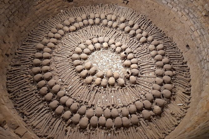 Half-Day City Walking Tour Limas Royalty Including Catacombs
