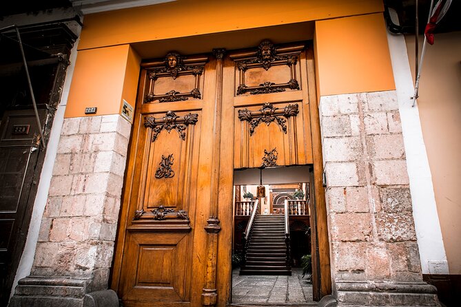 Half-Day Private Tour to Casa Aliaga, San Francisco Convent and Larco Museum - Tour Highlights