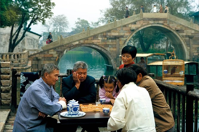 Half Day Private Tour to Wuzhen Water Town With Boat Ride From Hangzhou