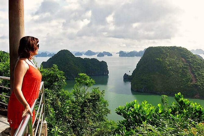 Halong Bay 2 Days/1night With La Regina Legend Cruise 5 Star - Destination: Hanoi, Vietnam