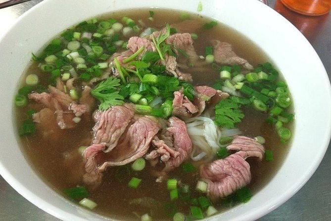 Hanoi: Morning Street Food Tour With Cyclo Tour - Meeting and Pickup Information