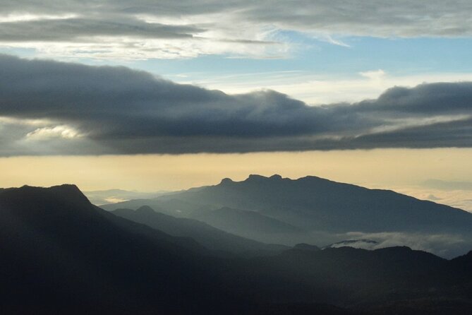 Hiking and Trekking to Adams Peak via Peak Wilderness Sanctuary. - Essential Gear to Pack