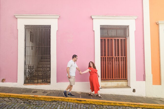 Hire a Photographer and a Professional Photo Shoot in Medellin