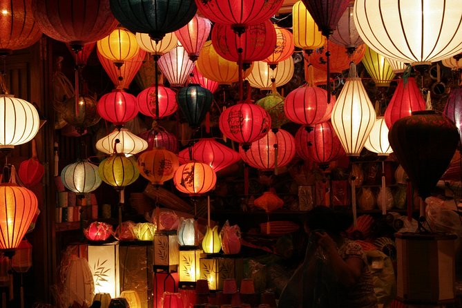 Hoi an Walking Tour Taste Local Vietnamese Food & Hoi an Night - Tour Highlights