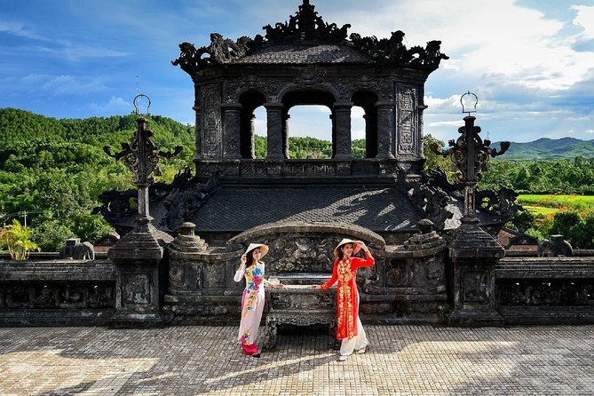 Hue Imperial City & Hai Van Pass Small Group Tour From Hoi An– Full Day - Tour Itinerary