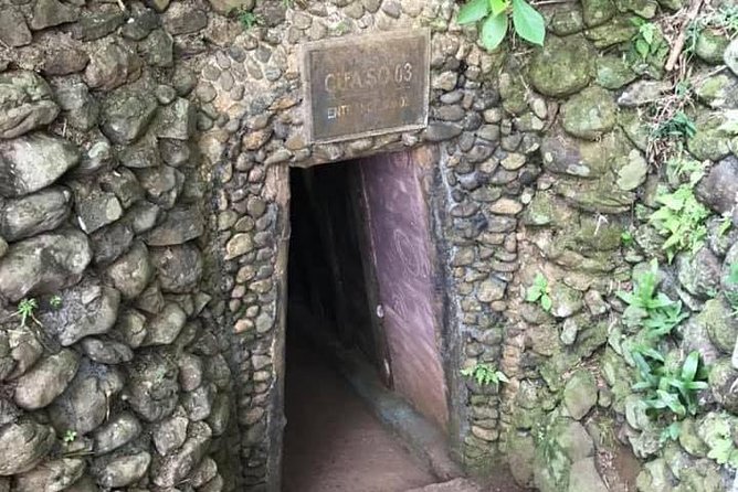 Hue to Vinh Moc Tunnels and Khe Sanh Combat Base(Vietnam DMZ)
