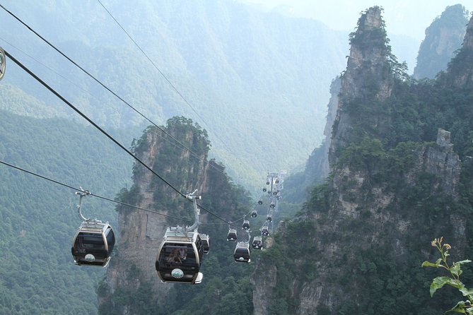 Hunan 6-Day Private Tour to Changsha-Zhangjiajie-Fenghuang With Private Vehicles