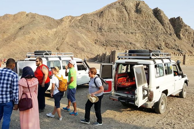Hurghada Bedouin Desert Safari by Jeep 4×4