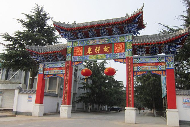 Huxian Cultural Tour and Farmers Paintings Discovery From Xian - Local Art Traditions