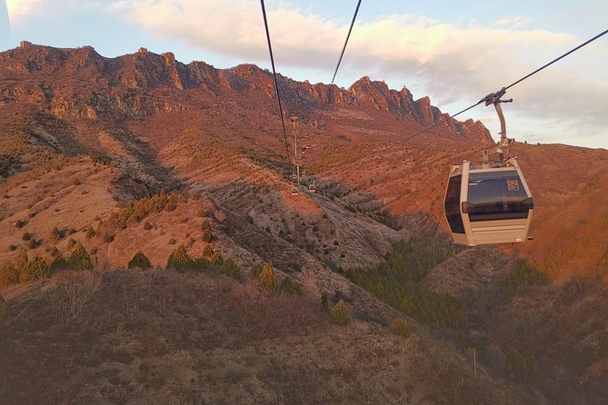 Illuminated Great Wall Tour to Simatai Section and Gubei Water Town With Dinner - Tour Inclusions