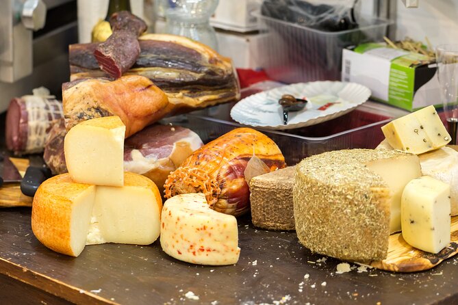 Immerse in Tuscanys Life: Market Visit & Cooking Class With Meal
