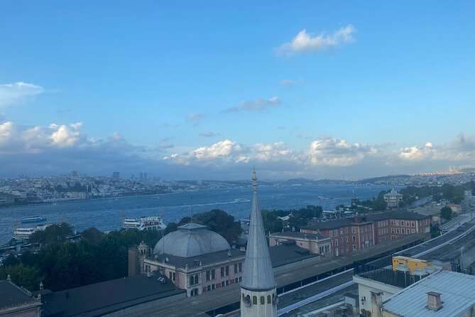 Istanbul Daily Guiding Service - Meeting Point