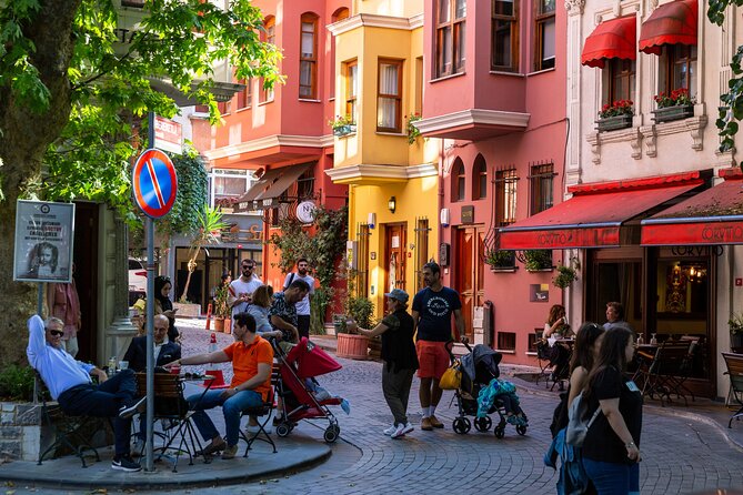 Istanbul: Europe & Asian Side Guided Instagram-Spots Tour - Tour Highlights