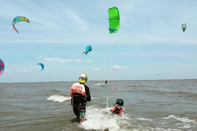 Kitesurf and Surf Lessons. Individuals and Groups. Derivatives - Timing and Operating Hours