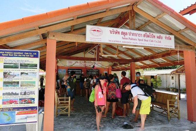 Koh Lipe to Hat Yai Town by Satun Pakbara Speed Boat and Shared Minivan