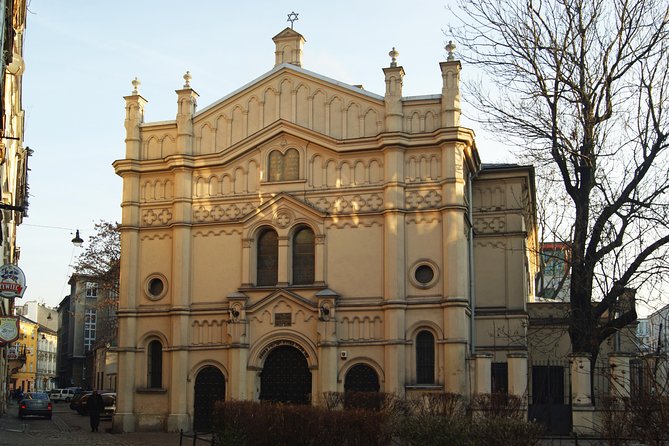 Krakow Kazimierz and Jewish Ghetto Tour With Synagogues - Tour Overview