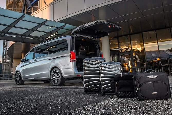 Kuala Lumpur Hotel to Singapore Hotel (Door To Door) Overland Transfer - Start Time and Opening Hours