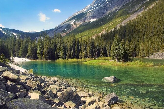 Laguna Esmeralda Hike With Lunch