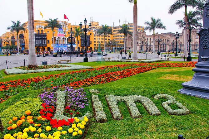 Lima Airport Transfers: Jorge Chavez Airport LIM to Lima City in Standard Car