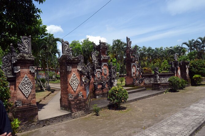Lombok White Water Rafting and Pura Lingsar Private Full Day Tour - Tour Details