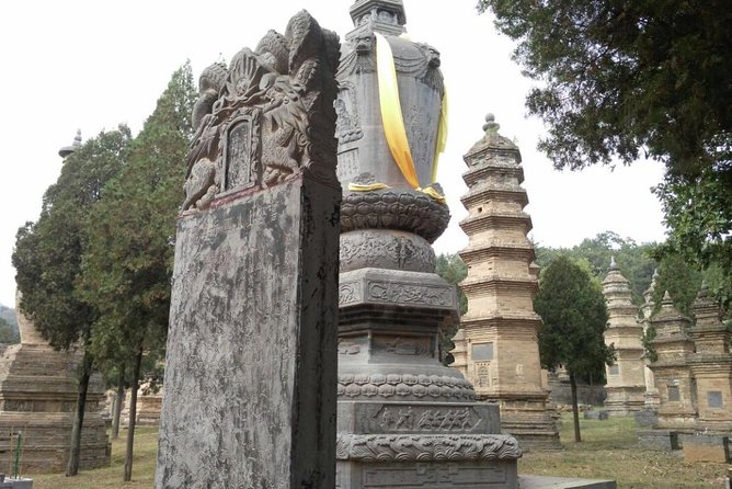 Luoyang Private Day Trip to Zhongyue Temple and Shaolin Temple
