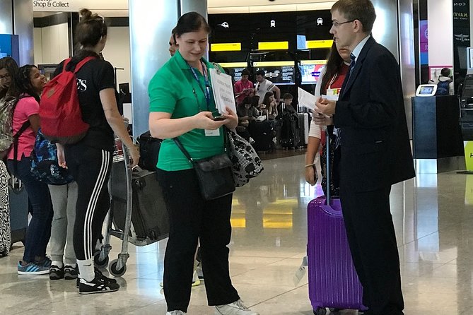 Luton Airport Private Transfers To/From London (Postcode WC1 to Wc2) - Vehicle Amenities and Inclusions