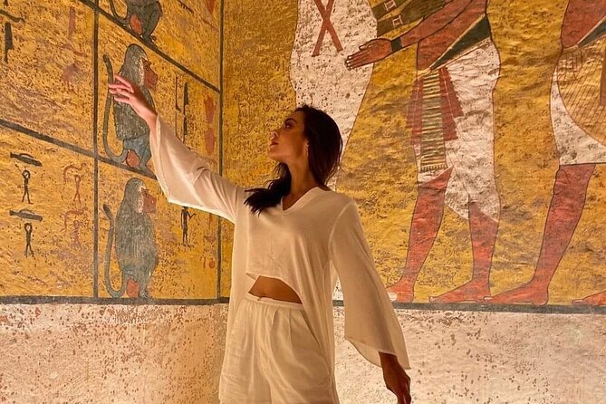 Luxor West Bank by Night and Alabaster Museum Tour With Dinner - Tour Location and Services