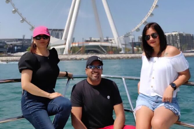 Luxury Yacht Cruise and Dine in Dubai