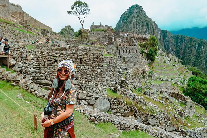 Machu Picchu 2-Day by Train: Chinchero-Maras, Moray-Salt Mines, Ollantaytambo