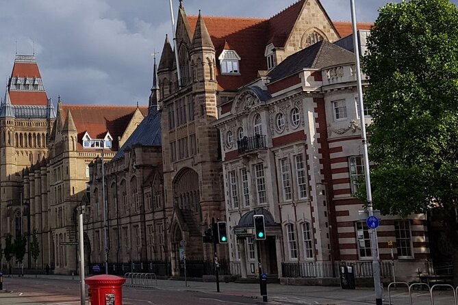 Manchester Airport to Accommodation Roundtrip Transportation - Pickup and Drop-off Locations