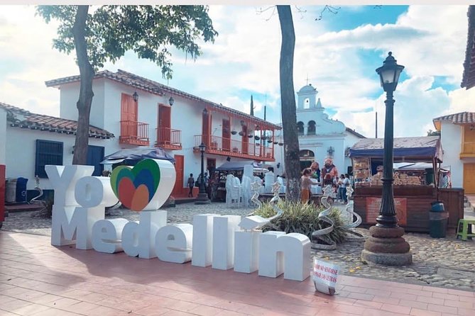 Medellín City Tour + Shared Graffitour - Overview of the Tour