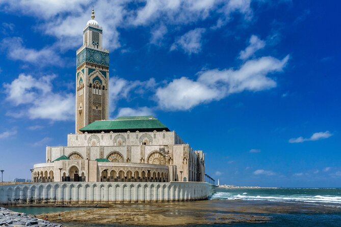 Meknes and Rabat Tour With Casablanca Transfer From Fes