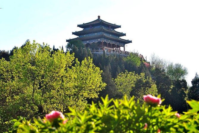 Mini Group Tour: Jingshan Hill, Beihai Park, Prince Kungs Mansion, Lama Temple - Tour Highlights