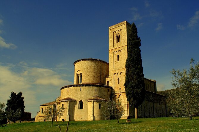 Montalcino and Pienza Tour From Rome - Included Services